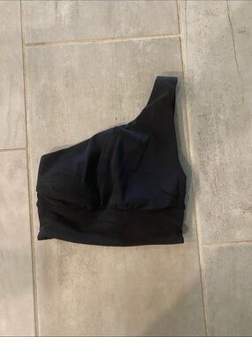 Lululemon align asymmetrical bra A/B light support